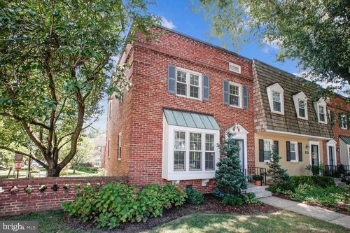67-6719 Fairfax Rd, CHEVY CHASE, MD, 20815-6518 | Card Image