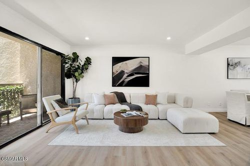 unit-c-26008 Alizia Canyon Dr, Calabasas, CA, 91302-2619 | Card Image