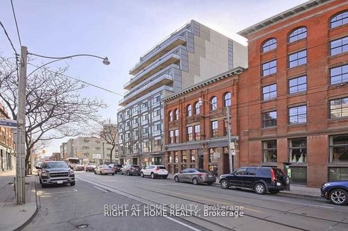 805-127 Queen St E, Toronto, ON, M5C1S3 | Card Image