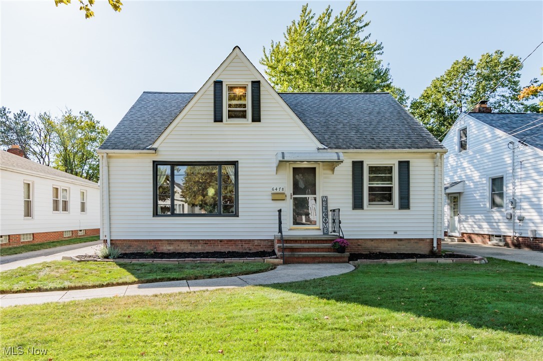 Lawnwood Ave, Parma Heights, OH 44130