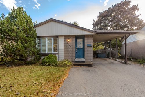 3196 Centennial Dr, Burlington, ON, L7M1C2 | Card Image