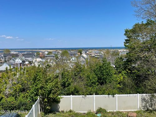 112 Navesink Ave, Highlands, NJ, 07732-1801 | Card Image