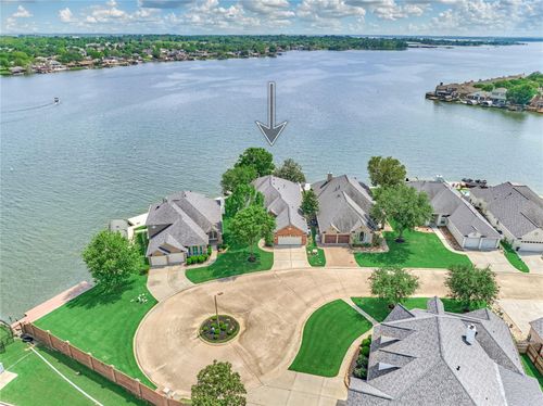 13625 Lakeside Place Dr, Willis, TX, 77318-5671 | Card Image