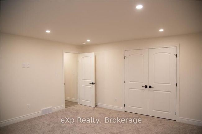 208 Duncan St, House other with 5 bedrooms, 3 bathrooms and 4 parking in Mitchell ON | Image 29