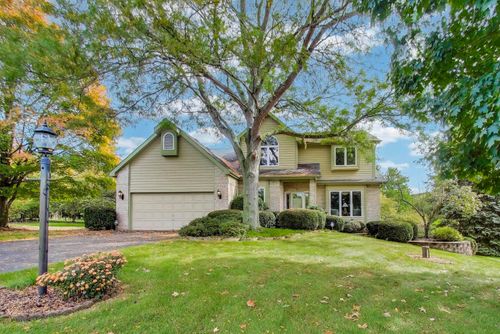 8720 Galleria Ct, Spring Grove, IL, 60081-8779 | Card Image