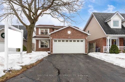 upper-11 Upland Dr, Whitby, ON, L1N8H6 | Card Image
