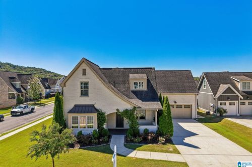 8160 Caldwell Dr, TRUSSVILLE, AL, 35173-2442 | Card Image