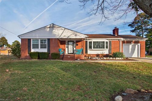 26 Kenwood Dr, Hampton, VA, 23666-3512 | Card Image