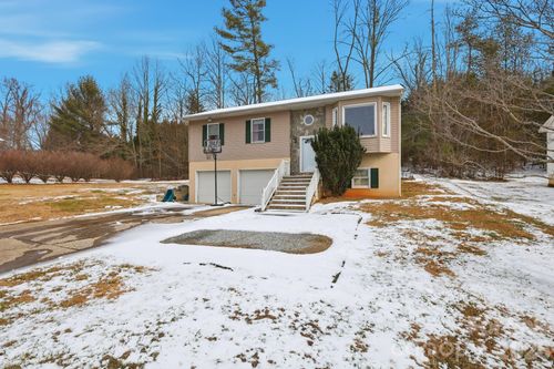 3974 Callie Ct, Lenoir, NC, 28645-6906 | Card Image