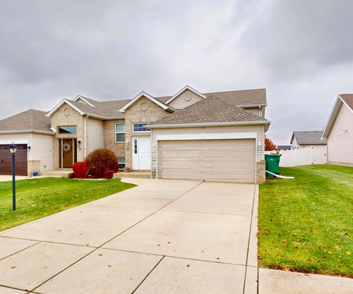 3782 W 70th Pl, Merrillville, IN, 46410-3390 | Card Image