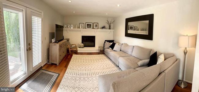 20053 Great Falls Forest Dr, House other with 4 bedrooms, 3 bathrooms and null parking in GREAT FALLS VA | Image 7