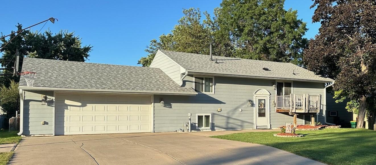 Laramie Trl, Minneapolis, MN 55444
