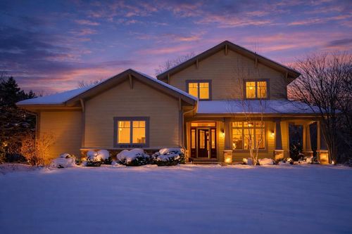 N54W16349 Westwind Drive, Menomonee Falls, WI, 53051 | Card Image