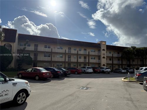 apt-202-2721 N Pine Island Rd, Sunrise, FL, 33322-2219 | Card Image