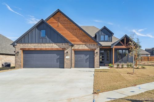 1405 N 70th St, Broken Arrow, OK, 74014-2563 | Card Image