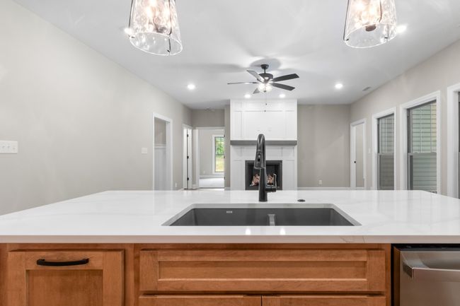 1437 Sango Commons Way, House other with 3 bedrooms, 2 bathrooms and 2 parking in Clarksville TN | Image 16