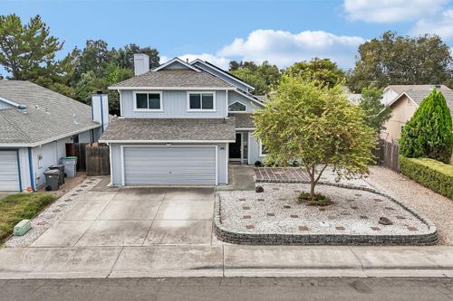 1410 Willow Springs Dr, Woodland, CA, 95776-5743 | Card Image