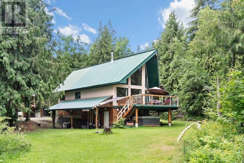 1419 Taylor Rd, Sorrento, BC, V0E2W1 | Card Image
