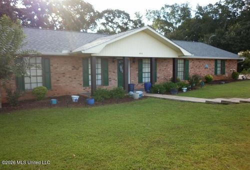 606 Pierce Rd, Columbia, MS, 39429-9684 | Card Image