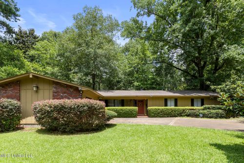 5120 Reddoch Dr, Jackson, MS, 39211-4538 | Card Image