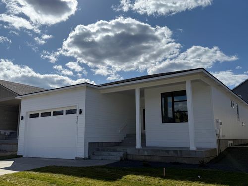 3226 S Custer Ln, Spokane, WA, 99223-1252 | Card Image