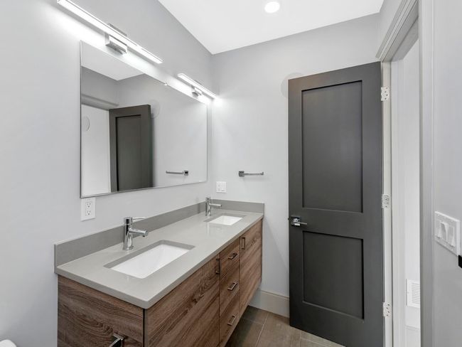 APT-2 - 142 Willard St, Condo with 2 bedrooms, 2 bathrooms and 2 parking in Quincy MA | Image 13