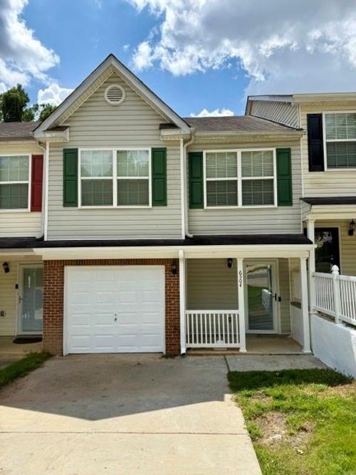 6504 Holly Ln, Union City, GA, 30291-5502 | Card Image