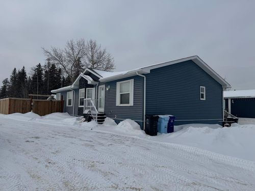 100 Grey Cres, Fort Mcmurray, AB, T9H2N3 | Card Image