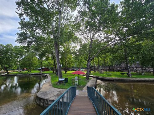 1070 Hayselton Ave, New Braunfels, TX, 78130-4950 | Card Image