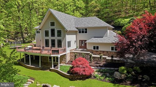 4757 Upper Mountain Rd, New Hope, PA, 18938-5406 | Card Image