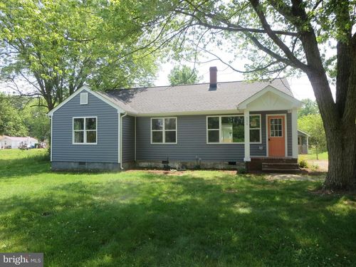 324 2nd St, COLONIAL BEACH, VA, 22443-1813 | Card Image