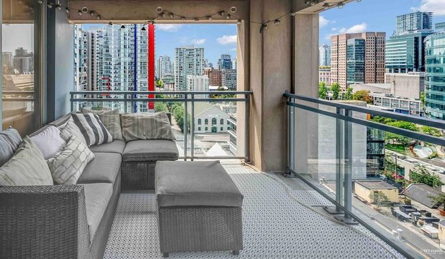 1801 - 183 Keefer Place, Condo with 2 bedrooms, 0 bathrooms and 1 parking in Vancouver BC | Image 4