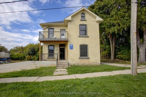 150 Mill St E, West Grey, ON, N0G1R0 | Card Image