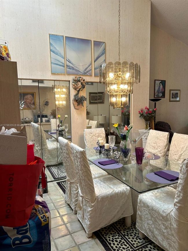 2M - 19943 Ne 5 Th Ct, Condo with 2 bedrooms, 2 bathrooms and null parking in Miami FL | Image 6