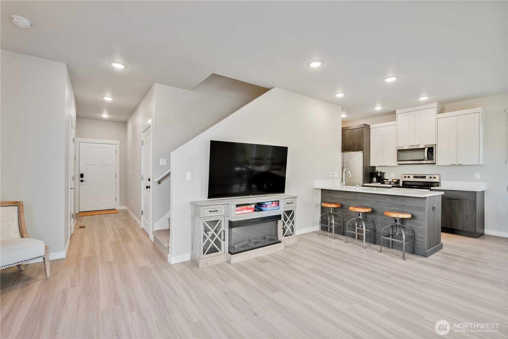 Residential in Cathlamet 4