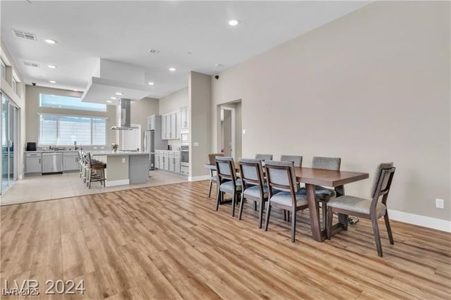 10301 Fairview Ridge Ct, House other with 4 bedrooms, 3 bathrooms and null parking in Las Vegas NV | Image 14