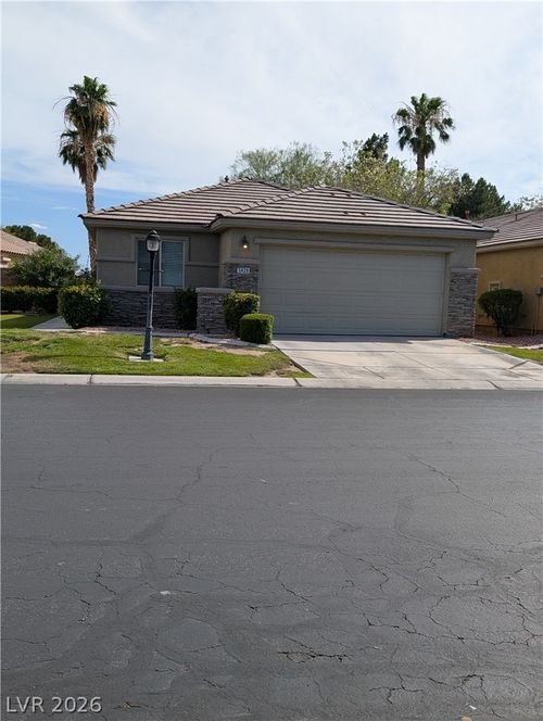 5439 Golden Leaf Ave, Las Vegas, NV, 89122-4738 | Card Image
