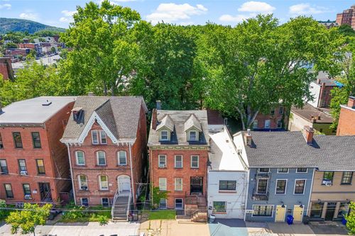 169 Liberty St, Newburgh, NY, 12550-4911 | Card Image