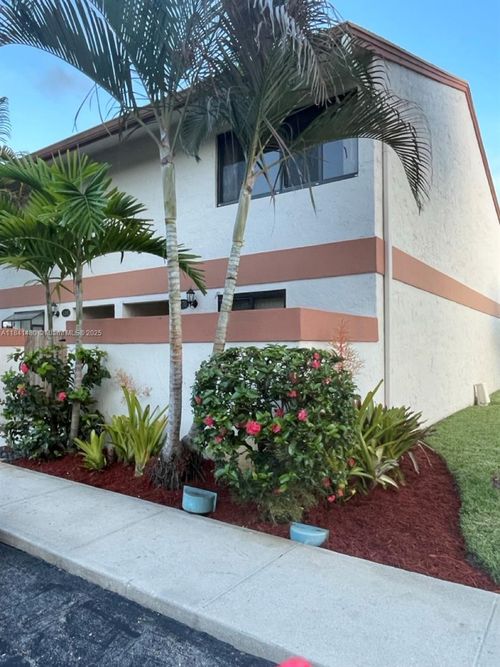 4270 Sw 70th Ter, Davie, FL, 33314-3134 | Card Image