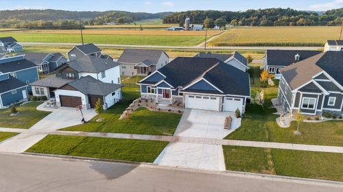 1407 Ridgetrail Dr, CROSS PLAINS, WI, 53528-8828 | Card Image