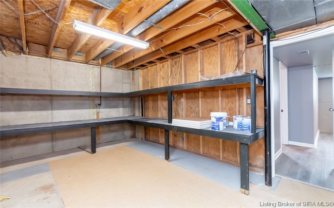 715 Valley View Trce, Home with 4 bedrooms, 3 bathrooms and null parking in New Albany IN | Image 57