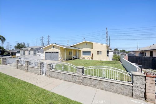 269 E 69th Way, Long Beach, CA, 90805-1239 | Card Image
