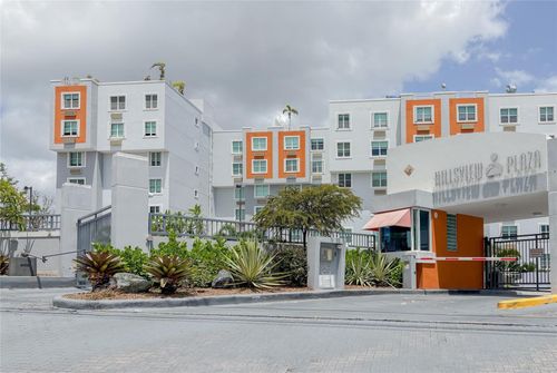 107-59 Cll Union Cond. Hillsview Plaza, GUAYNABO, PR, 00971 | Card Image