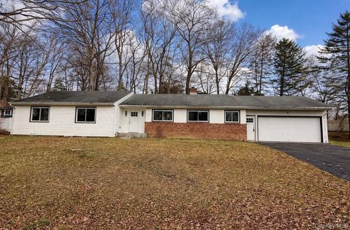 51 Wileman Ave, Walden, NY, 12586-1037 | Card Image