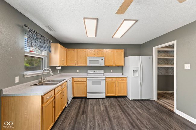 8551 Belle Union Ct, House other with 3 bedrooms, 3 bathrooms and null parking in Camby IN | Image 11
