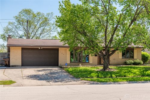 189 Katy Ln, Englewood, OH, 45322-2434 | Card Image