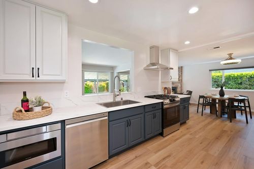 2112 Edith Street, Sacramento, CA, 95864 | Card Image