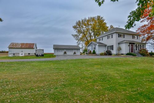 107420 Huckleberry Road, HULL, WI, 54421 | Card Image