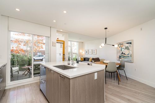 3412 St Catherines St, Vancouver, BC, V5V4K8 | Card Image