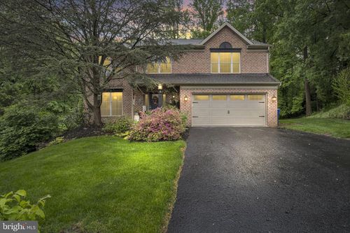 40 Brook Cir, ETTERS, PA, 17319-9152 | Card Image